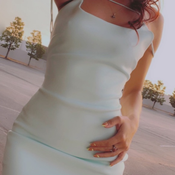 Over the knee dress - Picture 2 of 3